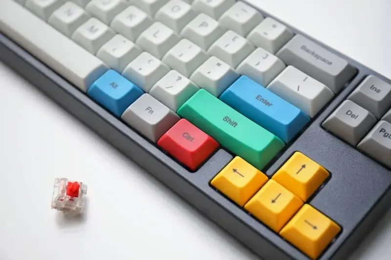 Wireless Mechanical Keyboard with RGB backlighting