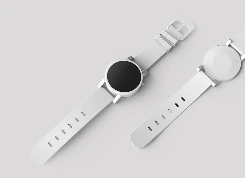 Smart Fitness Watch with silicone strap